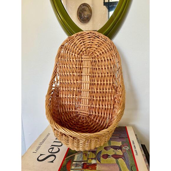 Wicker Wall Basket | Hanging Woven Basket | Primitive Wall Pocket Basket - Picture 1 of 7